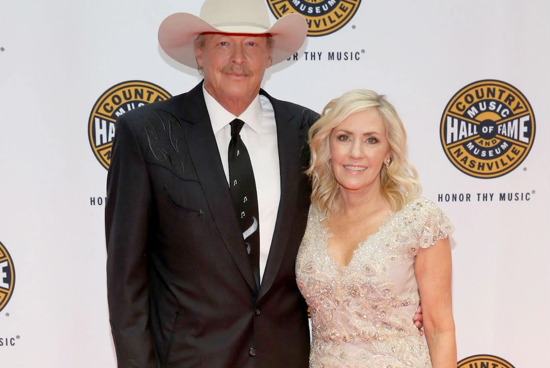 alan jackson wife